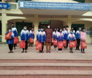 Học sinh trường THCS Nam Thanh  Ủng hộ “Tết vì bạn nghèo” nhân dịp tết nguyên đán Nhâm dần năm 2022