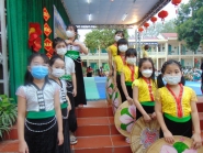 Trường Tiểu học Him Lam tổ chức Hoạt động trải nghiệm “Ngày hội văn hóa dân tộc Thái”