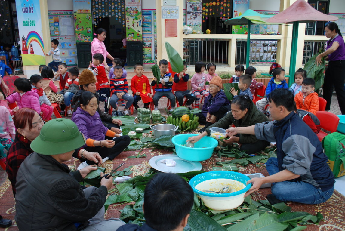 Trường Mầm non Thanh Trường tổ chức lễ hội “Bánh chưng xanh và  trao quà cho học sinh nghèo vượt khó” xuân Kỷ Hợi 2019