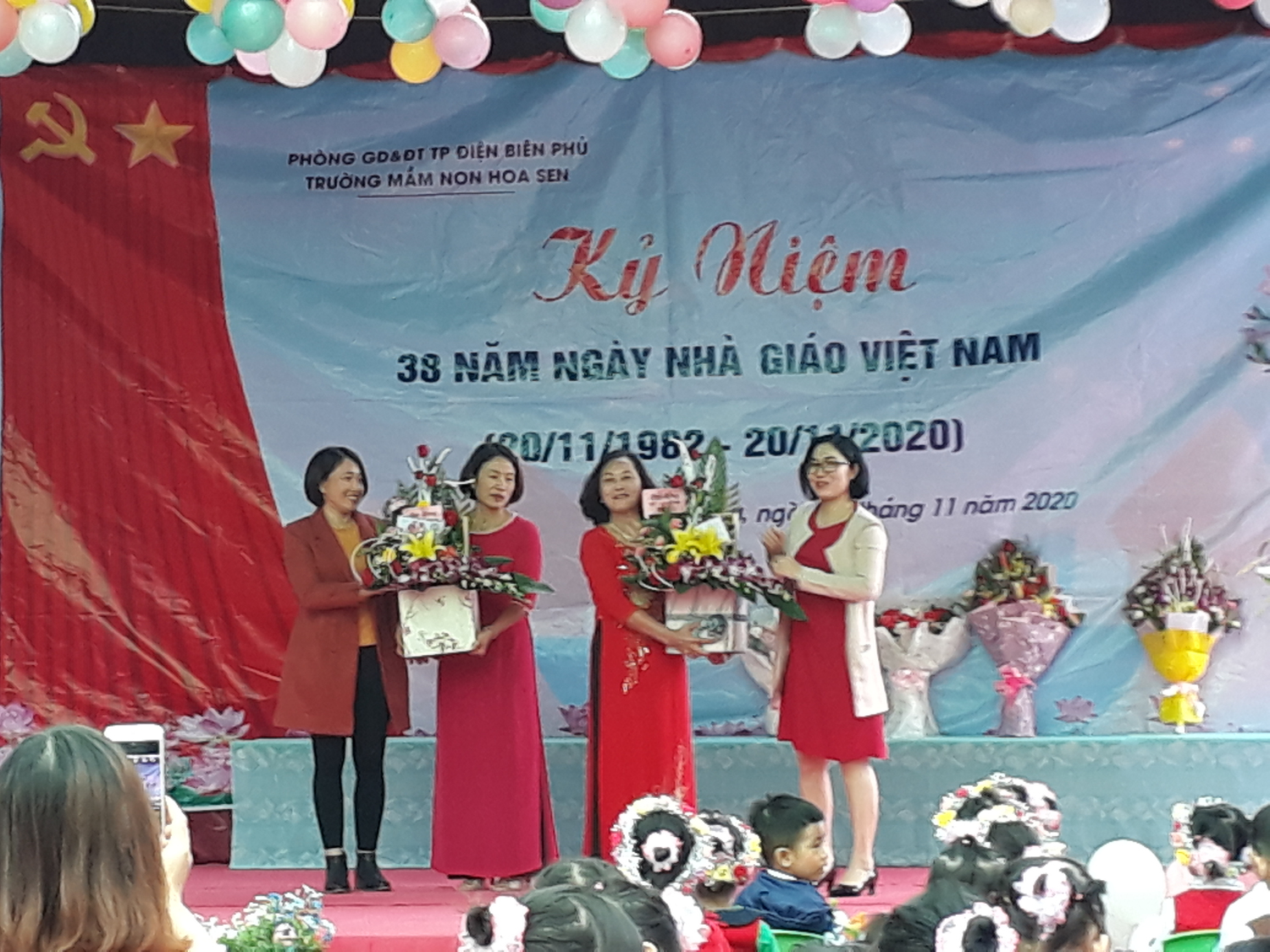 Trường mầm non Hoa Sen  kỷ niệm 38 năm ngày nhà giáo Việt Nam  (20/11/1982 – 20/11/2020)