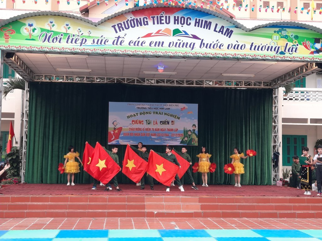 Trường Tiểu học Him Lam tổ chức cho học sinh các hoạt động trải nghiệm chào mừng kỉ niệm 76 năm ngày thành lập Quân đội nhân dân Việt Nam (22/12/1944 – 22/12/2020)