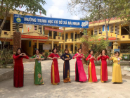 Hưởng ứng “tuần  lễ áo dài”  - Hoạt động chào mừng ngày quốc tế phụ nữ  8/3/2021 tại trường THCS xã Nà Nhạn