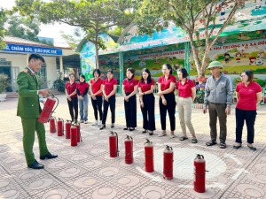 NÂNG CAO HIỆU QUẢ CÔNG TÁC PHÒNG CHÁY, CHỮA CHÁY  TẠI TRƯỜNG MẦM NON HOA SEN