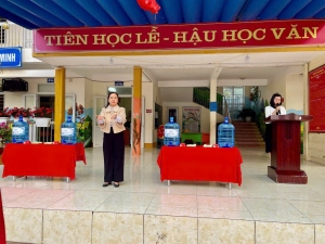 TRƯỜNG TIỂU HỌC TÔ VĨNH DIỆN TỔ CHỨC TUYÊN TRUYỀN “ BÀI TRUYỀN THÔNG PHÒNG CHỐNG BỆNH CÚM TRÊN NGƯỜI” VÀ  “ RỬA TAY ĐÚNG CÁCH VỚI XÀ PHÒNG”