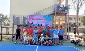 TRƯỜNG TH XÃ MƯỜNG PHĂNG TỔ CHỨC GIAO LƯU PICKLEBALL CHÀO MỪNG NGÀY QUỐC TẾ PHỤ NỮ 8/3