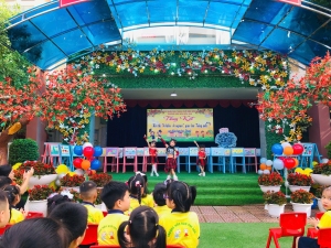 TRƯỜNG MẦM NON HOA BAN  TỔ CHỨC THÀNH CÔNG HỘI THI BÉ KHỎE, BÉ NGOAN, BÉ KHÉO TAY CẤP TRƯỜNG VÀ GIAO LƯU TIẾNG ANH