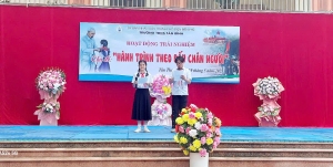 HOẠT ĐỘNG TRẢI NGHIỆM VỚI CHỦ ĐỀ:  HÀNH TRÌNH THEO DẤU CHÂN NGƯỜI