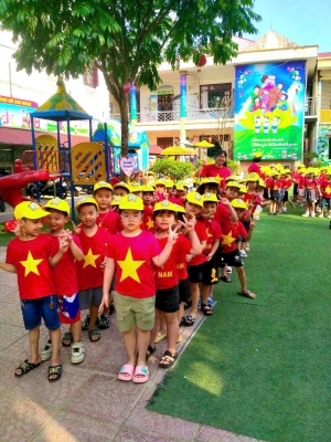 Cô trò Trường Mầm non Him Lam tham quan trải nghiệm Bảo tàng Chiến thắng Điện Biên Phủ
