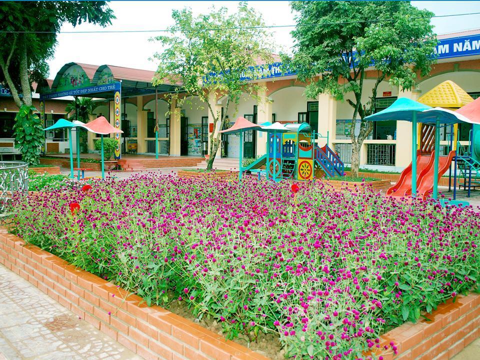 Trường mầm non Thanh Trường  tích cực xây dựng môi trường “Sáng – xanh – sạch – đẹp – an toàn và thân thiện”.