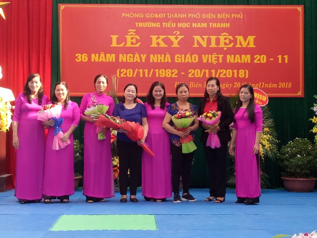 Trường Tiểu học Nam Thanh long trọng tổ chức Lễ kỷ niệm 36 năm ngày Nhà giáo Việt Nam (20/11/1982 - 20/11/2018)