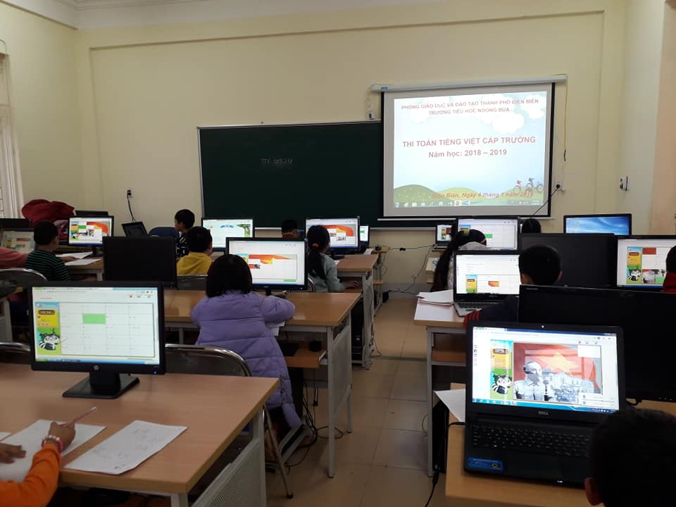 Trường Tiểu học Noong Bua tổ chức cho học sinh giao lưu toán Tiếng  Việt cấp trường năm học 2018-2019