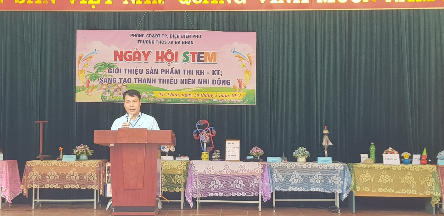 Ngày hội STEM: Khơi nguồn đam mê sáng tạo, lan tỏa tình yêu khoa học  trong các em học sinh của trường THCS xã Nà Nhạn.