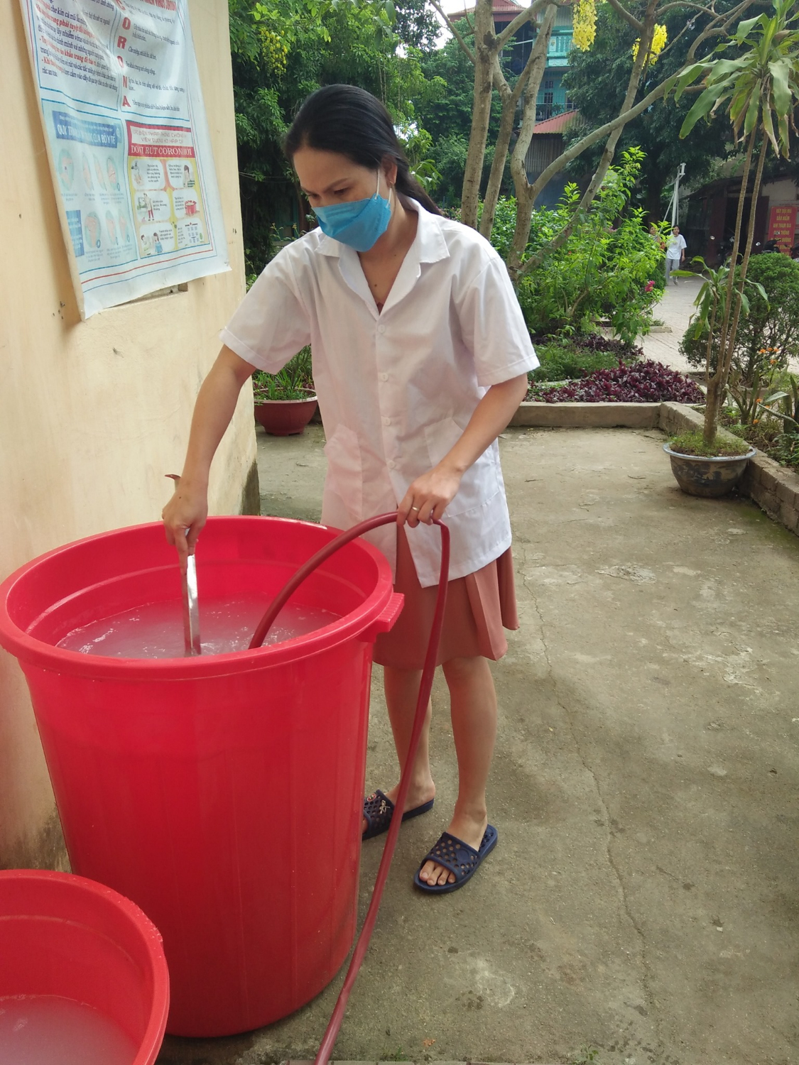 Thực hiện đẩy mạnh công tác phòng chống dịch bệnh covid-19 tại trường THCS Nam Thanh