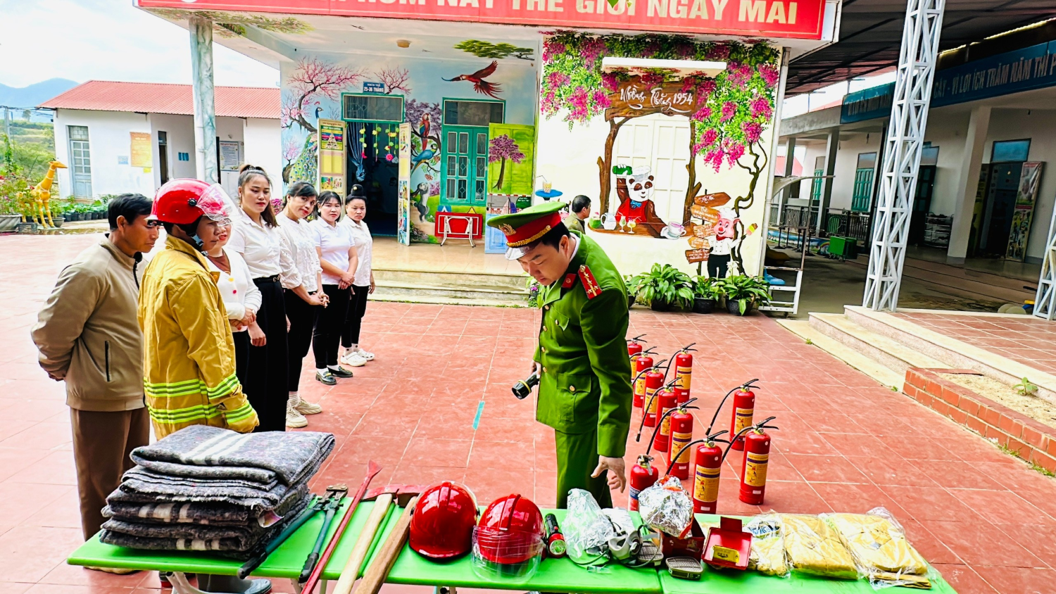 THỰC TẬP PHƯƠNG ÁN PHÒNG CHÁY CHỮA CHÁY TẠI TRƯỜNG MẦM NON XÃ MƯỜNG PHĂNG